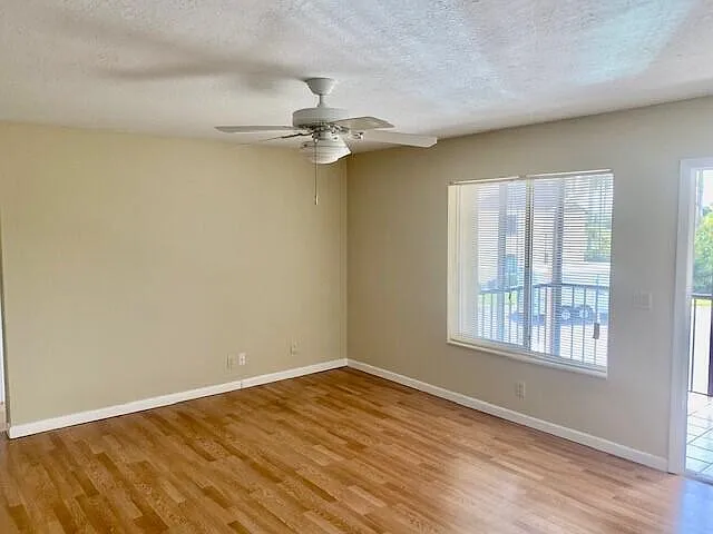 428 Pine Glen Ln #B-2 — Photo 6