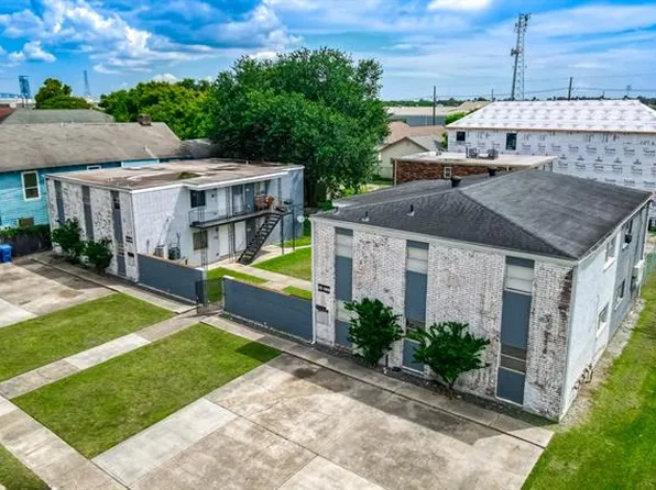 1611 Lesseps St, New Orleans, LA 70117