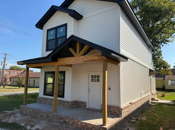204 S Plum St, Perryville, AR 72126