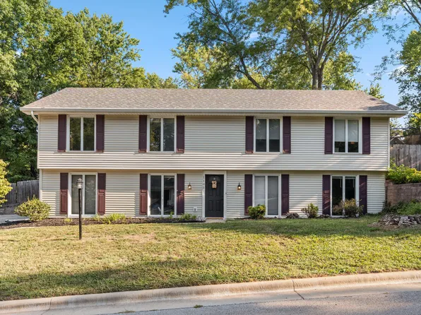 1105 E Summerhill Street, Ozark, MO 65721