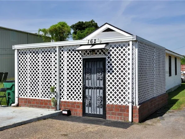 162 1/2 Louisiana St, Westwego, LA 70094