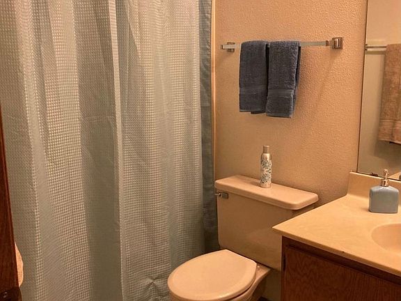 4th image of 3805 Sage Dr APT A