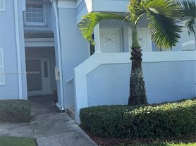 2646 SE 19th Ct