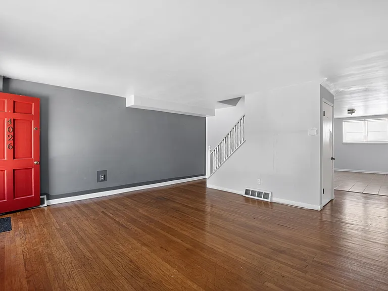 4026 Gideon Rd — Photo 8
