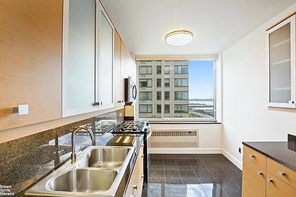 Rented by Brown Harris Stevens | media 17