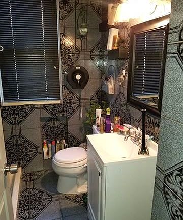4th image of 3222 W 64th Pl