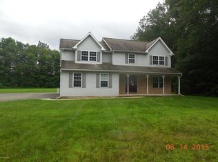 181 Maple Spring Dr, Kunkletown, PA 18058