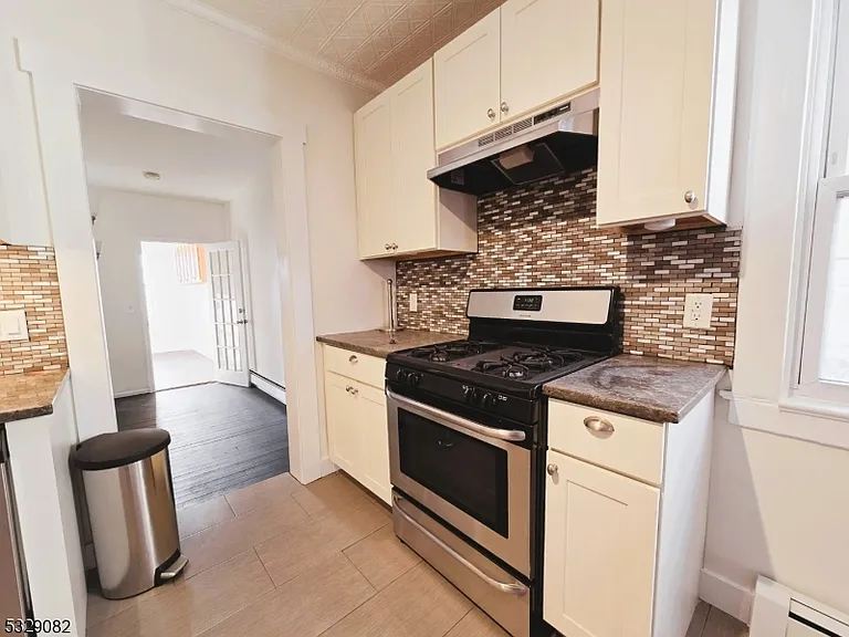 43 Walnut Cres #1 — Photo 15