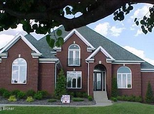 1605 Polo Club Ct, Louisville, KY 40245