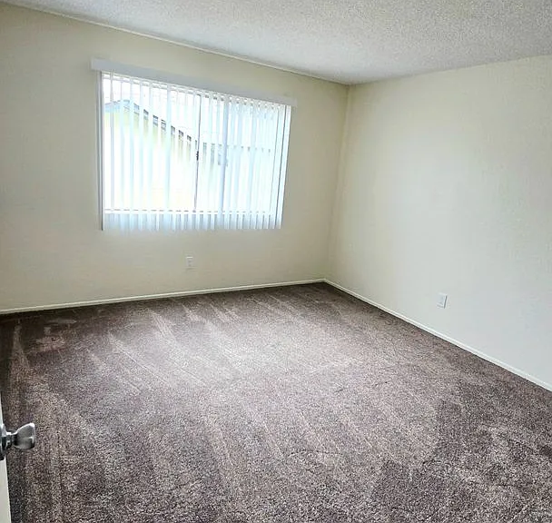 185 S Laurel Ave — Photo 11