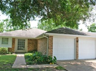 4807 Caroline St, Seabrook, TX 77586