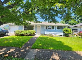 11757 SE Madison St #1, Portland, OR 97216