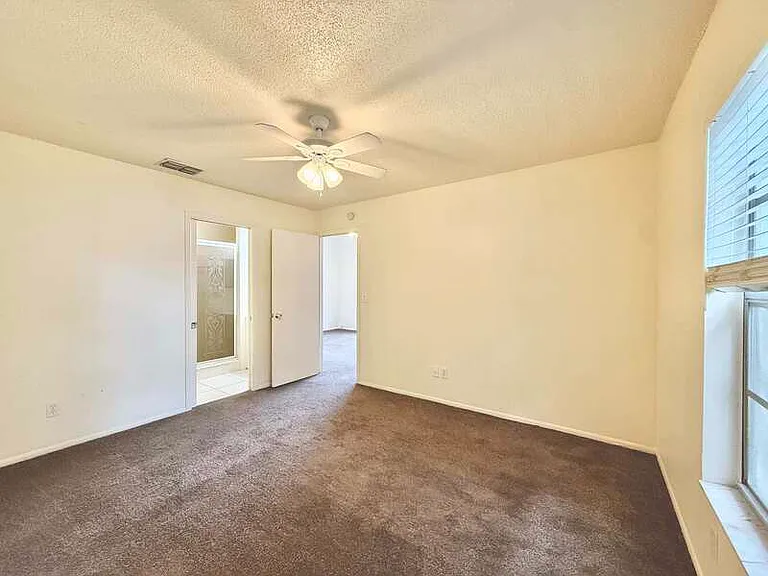 599 Capistrano Ct — Photo 16
