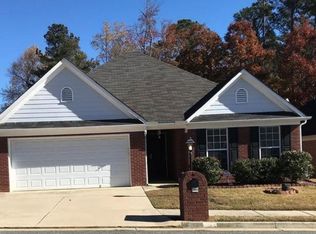 2813 Newtons Crest Cir, Snellville, GA 30078