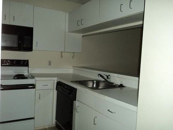 3rd image of 1150 Coral Club Dr #1150