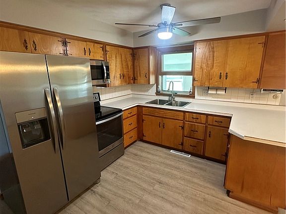 5th image of 535 Barnhart Rd