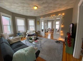 10 Primrose St #3, Providence, RI 02909