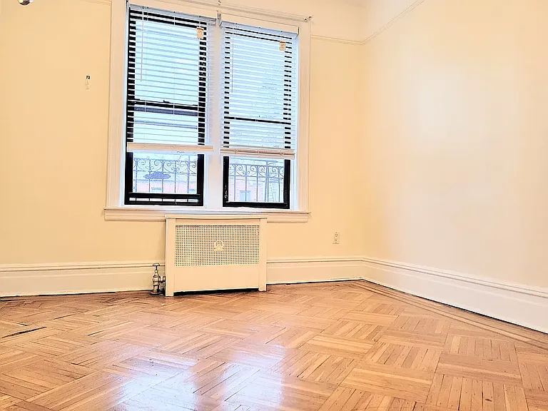 6715 8th Ave #3F — Photo 1