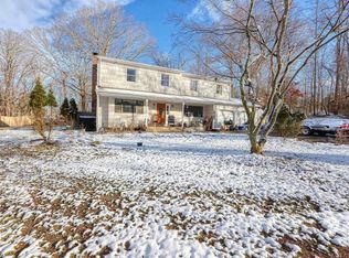23 Kastal Dr, Ridge, NY 11961