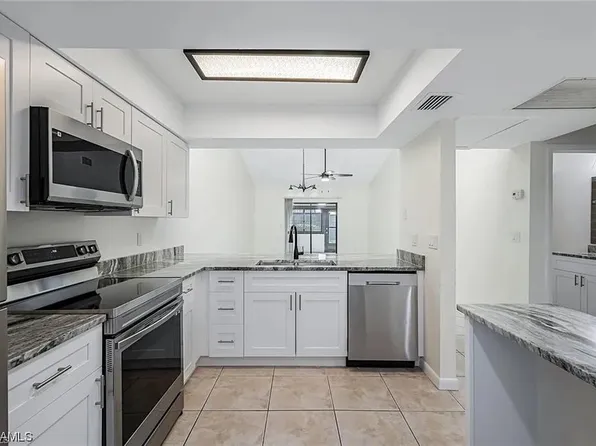 3739 SW 9th AVE #113, CAPE CORAL, FL 33914