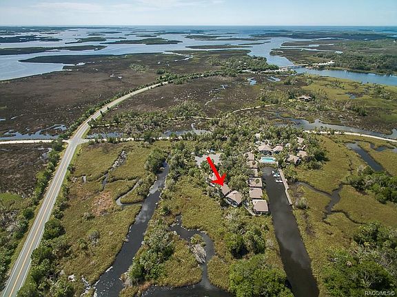 4th image of 2651 N Seabreeze Point