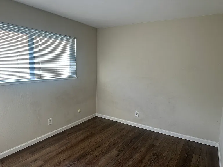 1522 Rishell Dr #1 — Photo 14