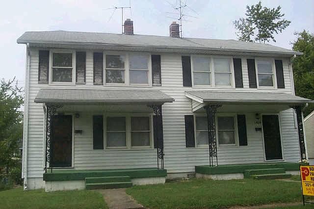 2nd image of 1406 Berry St