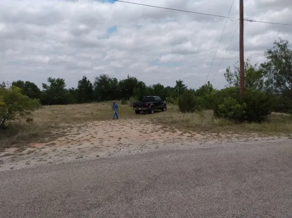 4929 Peachtree Cir, Granbury, TX 76048