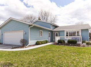 5005 W Bromley Dr, McHenry, IL 60050