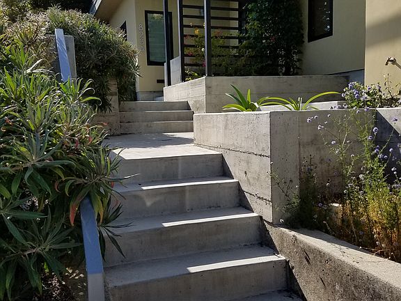 Entry stairs