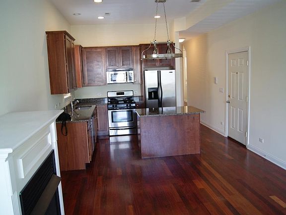 5th image of 3436 N Narragansett Ave Unit 2