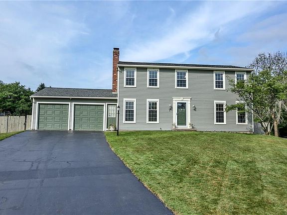 2nd image of 7 Kenicott Cir
