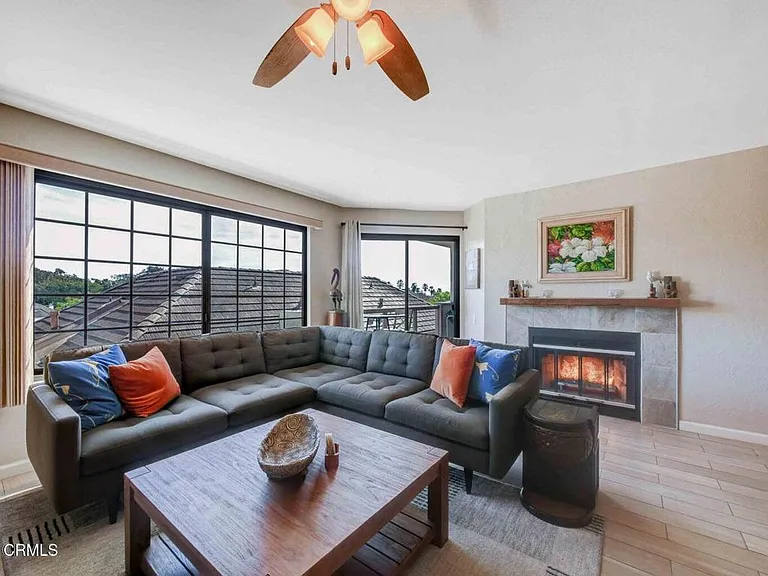 716 Island View Cir — Photo 4