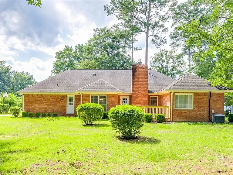 114 Red Bluff Cir — Photo 37