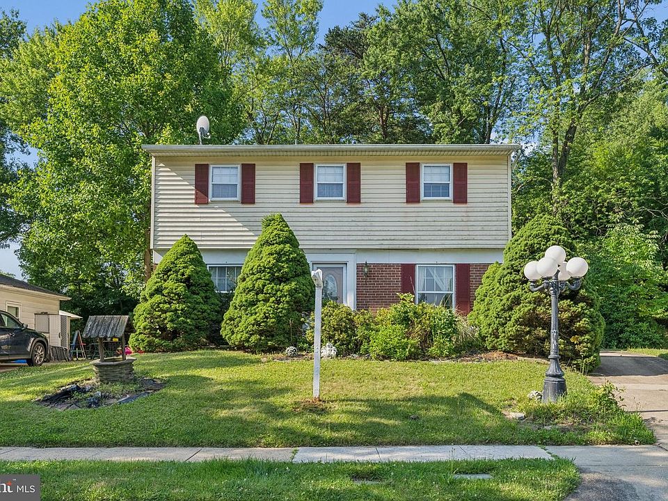 1st image of 5 Kirk Hill Ct