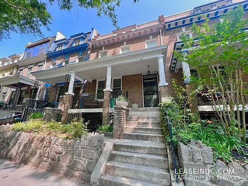 1211 Park Rd NW #B Photo 1