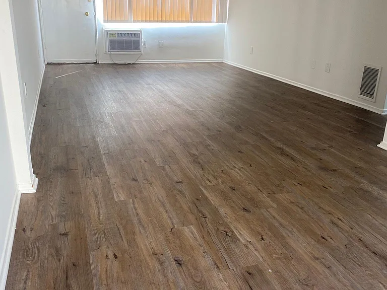 5155 Yarmouth Ave #3 — Photo 11
