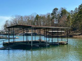 75 Majestic Shores Dr, Hartwell, GA 30643