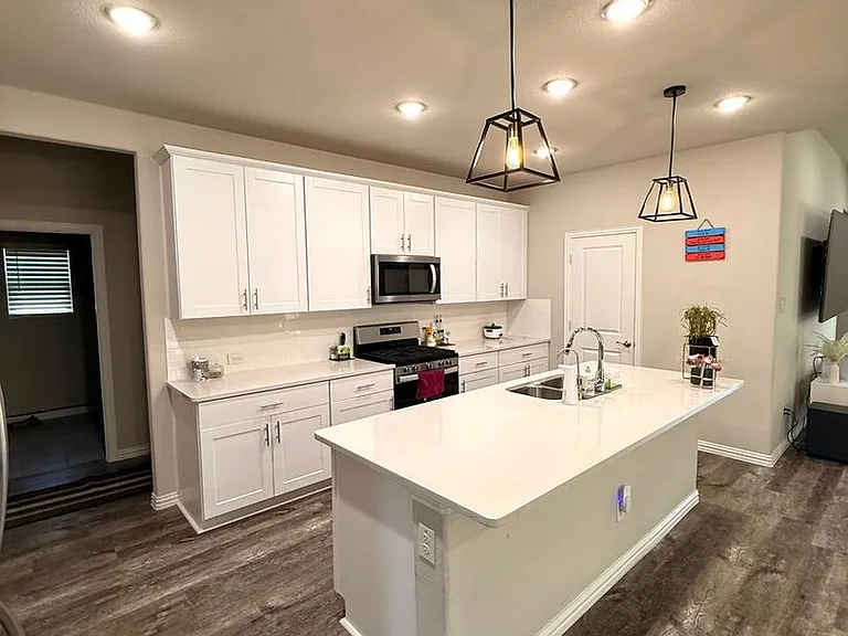 1705 Berry Ridge Trl — Photo 9