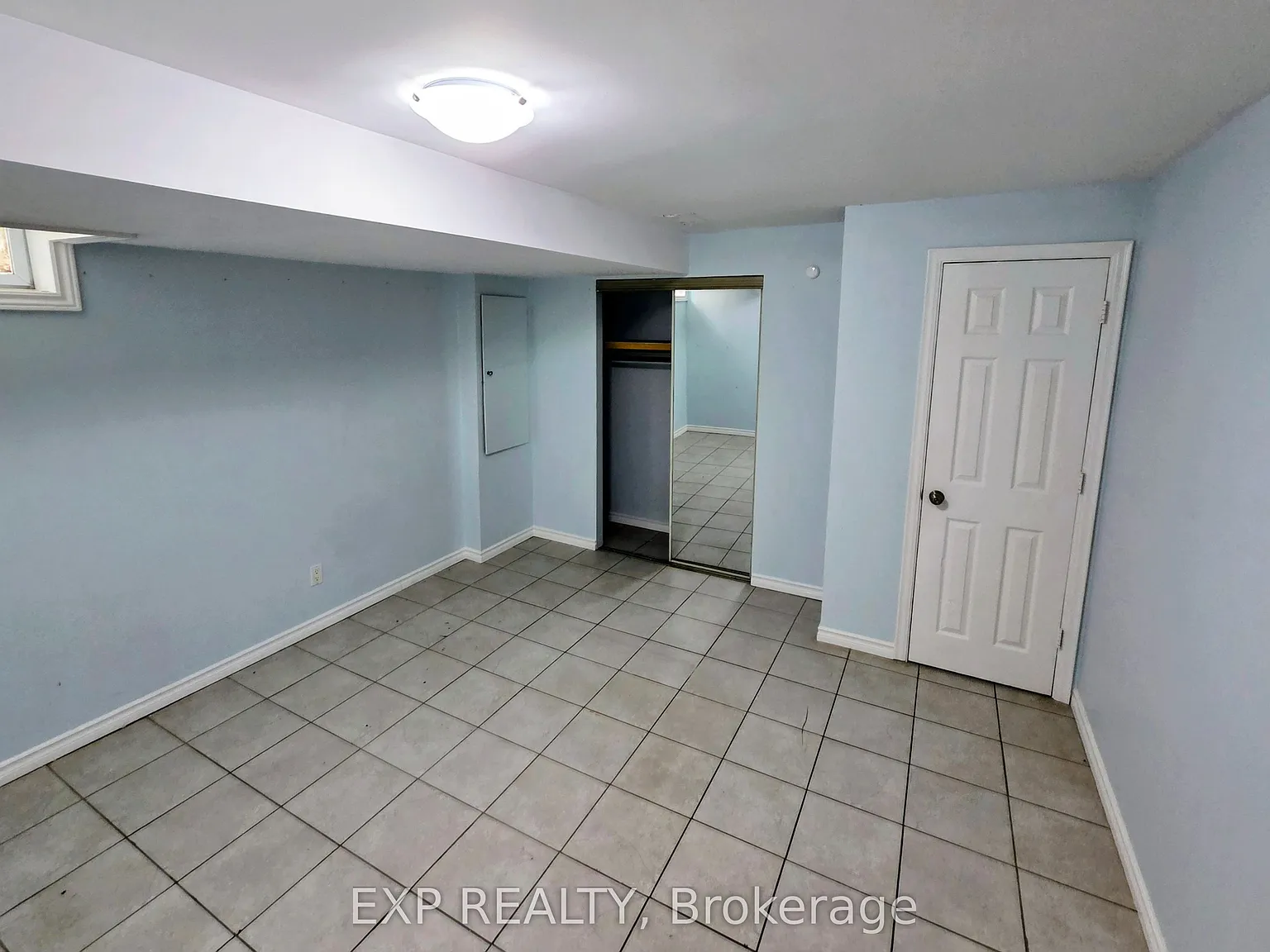 1 bed, $1,200 — Photo 4