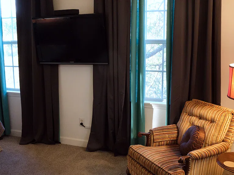 3104 Rosewood Dr — Photo 47