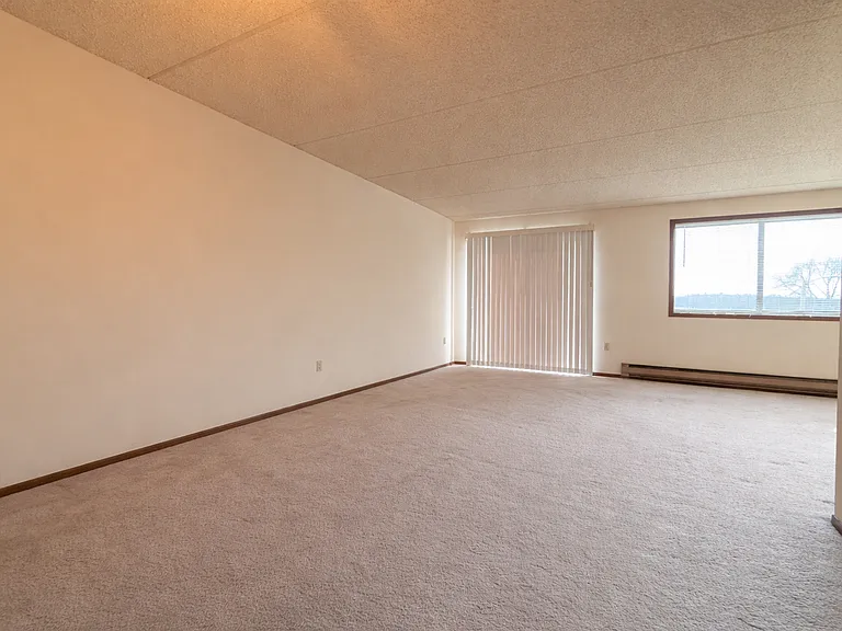 Wingra West Apartments — Photo 71