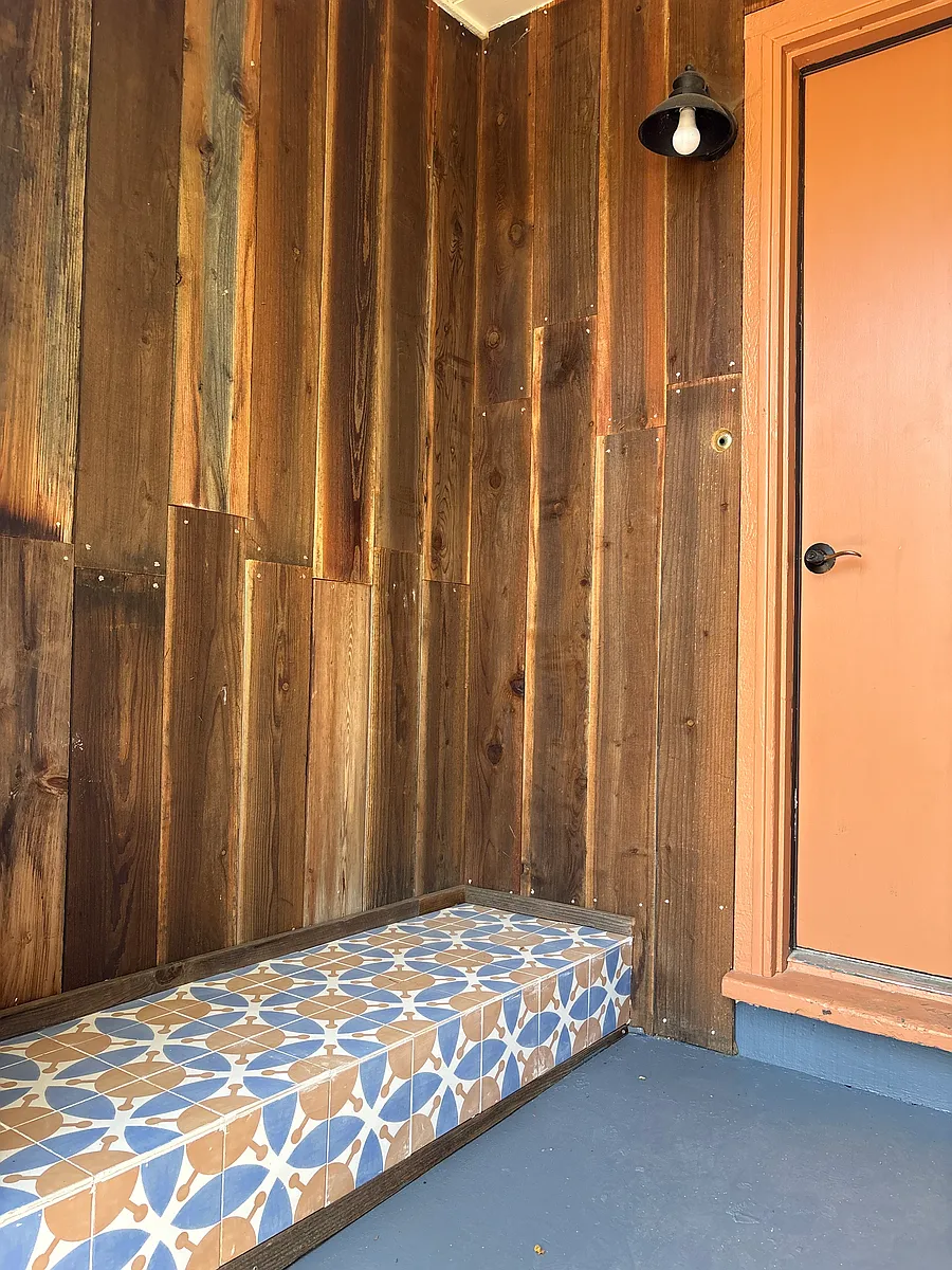 Entrance of the house. Beautiful tile bench. - 19020 Railroad Ave #19022