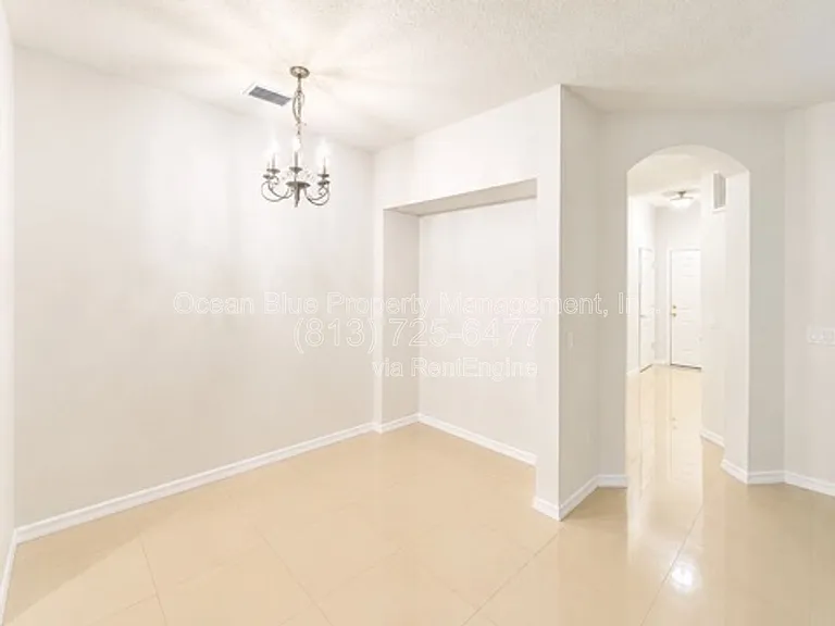 4524 Amberly Oaks Ct — Photo 6
