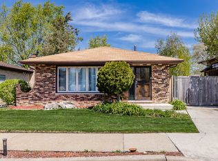 2622 W 85th St, Chicago, IL 60652