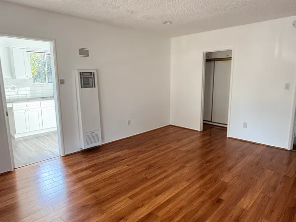 10431 Kailua Ln APT 7, Tujunga, CA 91042