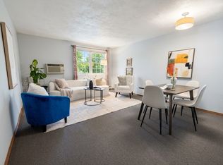 276 Albion St APT 5, Wakefield, MA 01880