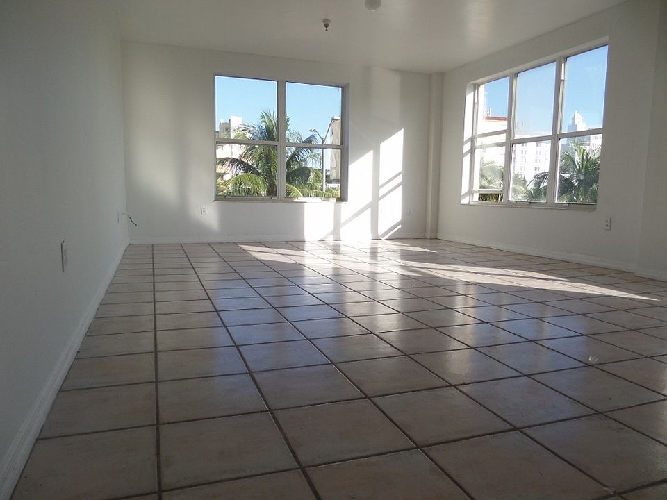1st image of 1334 Washington Ave APT 302