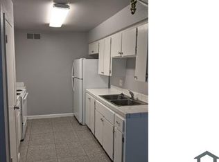 737 S Adler Ave, Fresno, CA 93727