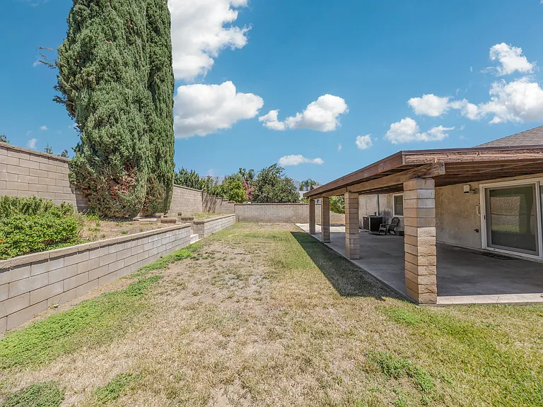7750 Perlite Ave — Photo 37